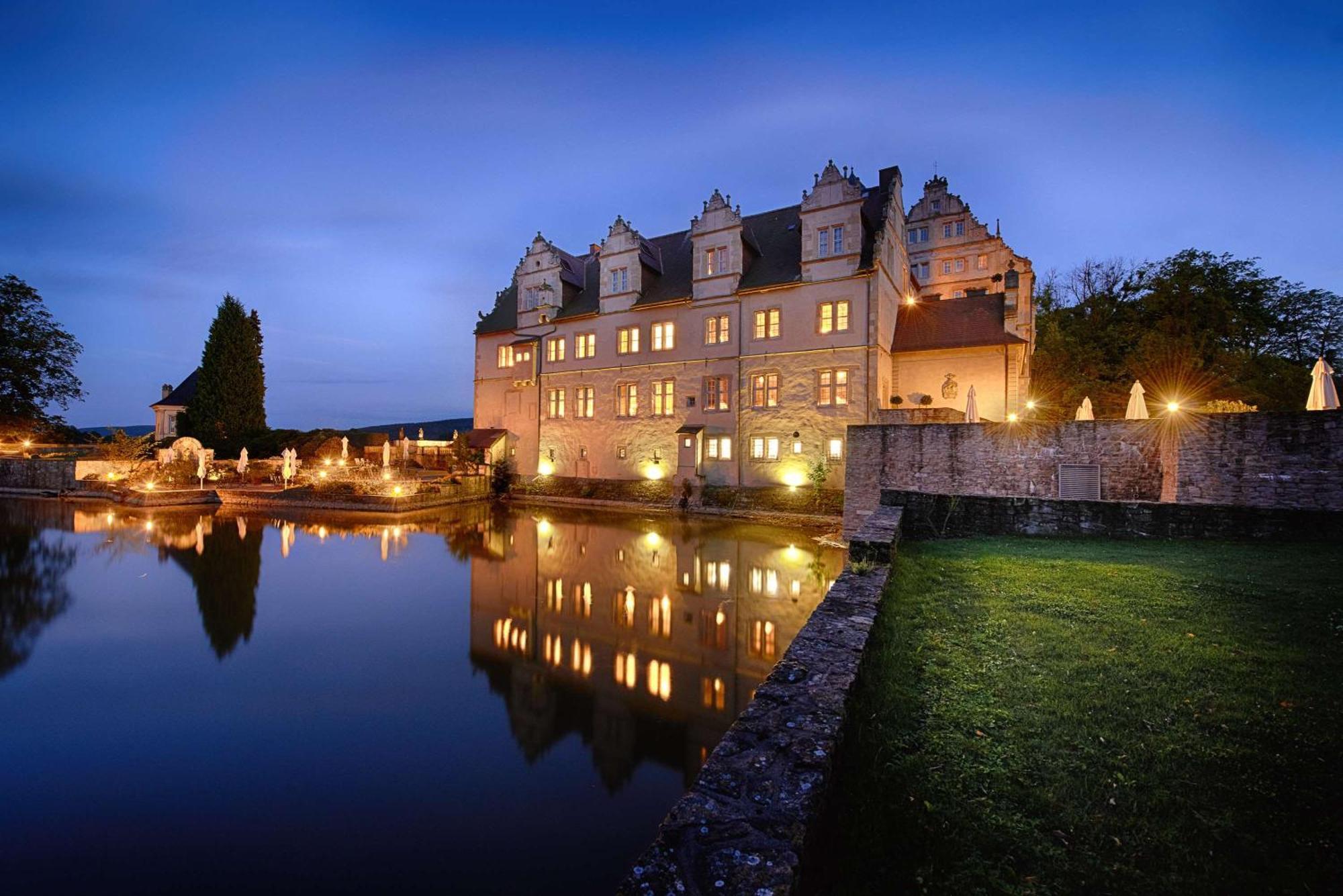Schlosshotel Münchhausen Aerzen Exterior foto